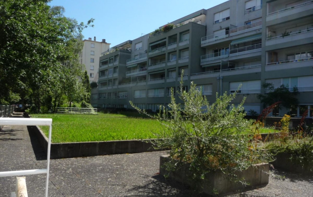 CHP IMMO : Appartement | GRENOBLE (38100) | 52 m2 | 656 € 